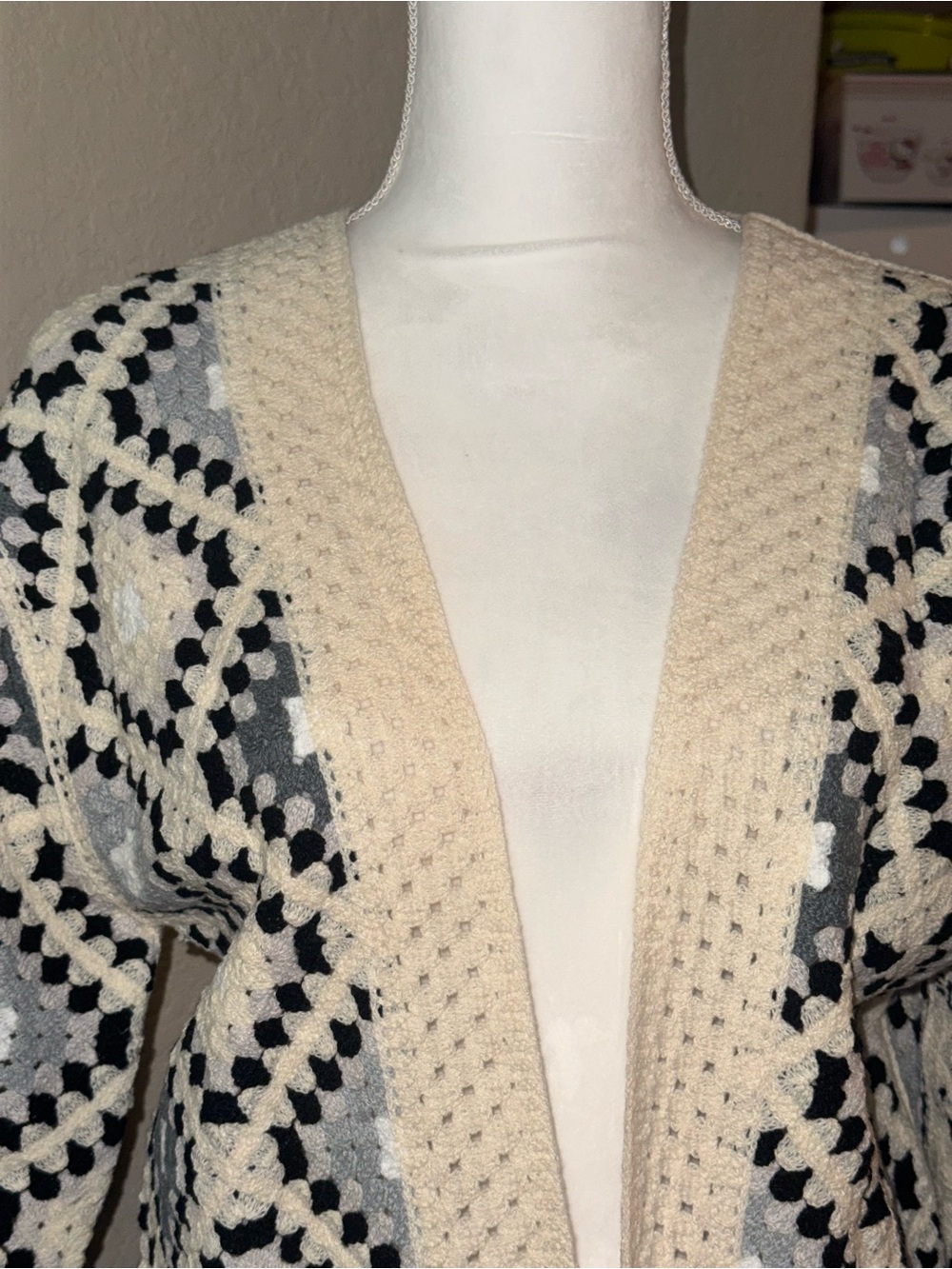 New Cream and Black Open-Front Crochet Summer Cardigan SZ M - Picture 3 of 4